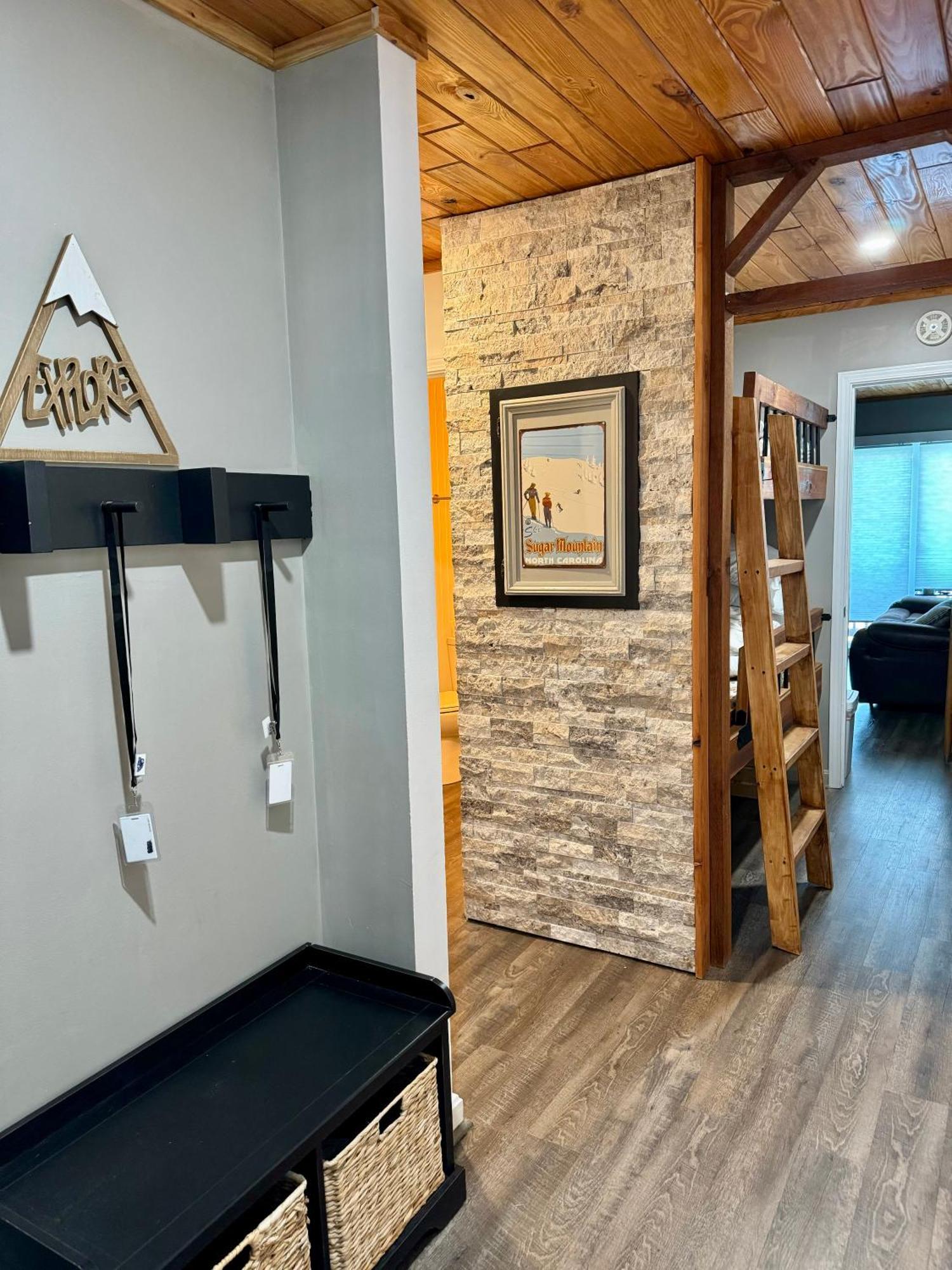 The Sugar Suite - Renovated With A View! Ac! Pool, Hot Tub, Sauna, Gym, Ev Sugar Mountain Bagian luar foto