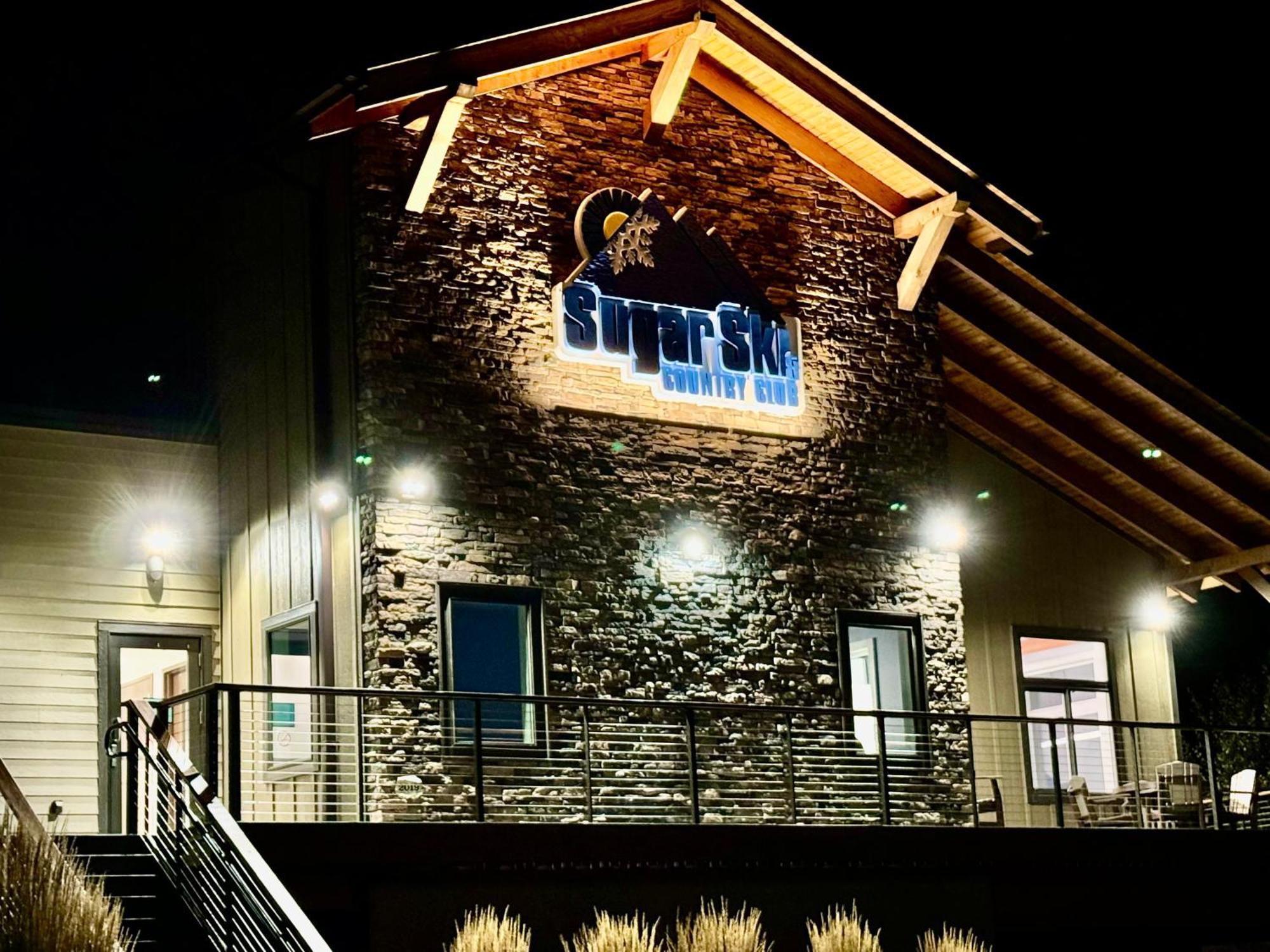 The Sugar Suite - Renovated With A View! Ac! Pool, Hot Tub, Sauna, Gym, Ev Sugar Mountain Bagian luar foto
